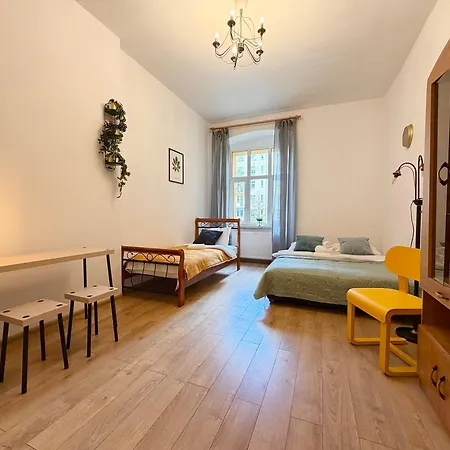 Daszyńskiego Spacious By Bookinghost Wrocław
