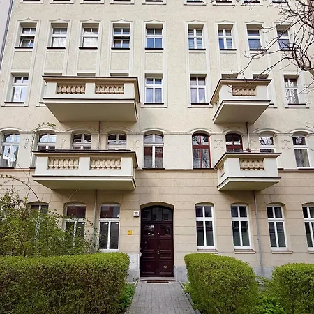 Daszyńskiego Spacious By Bookinghost